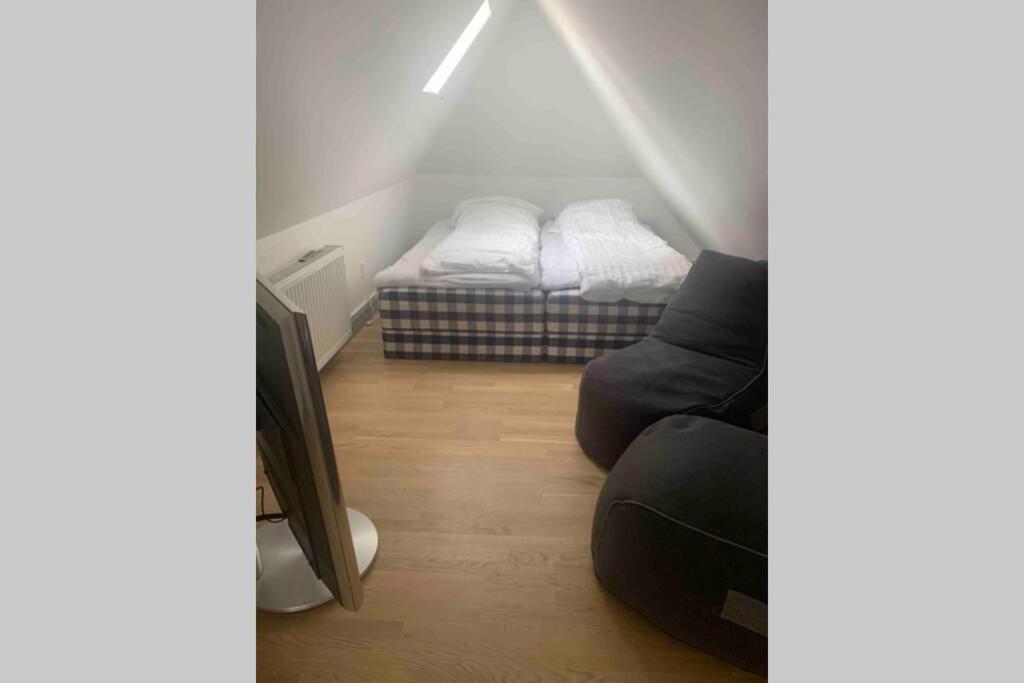 Ferie Lejlighed I Skagen -Huset Med Den Gronne Dor Buitenkant foto
